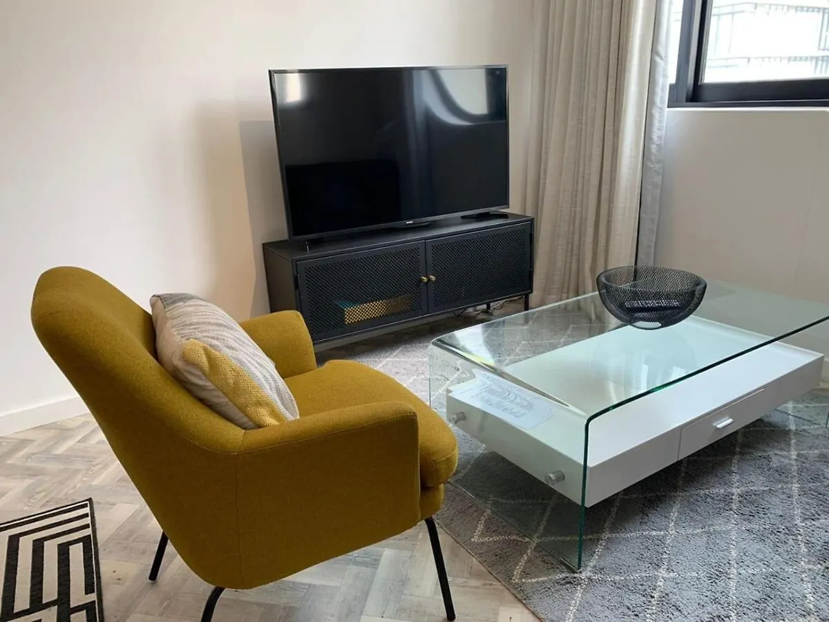 Upper City Central Large Sunny Studio Cape Town Apartment
